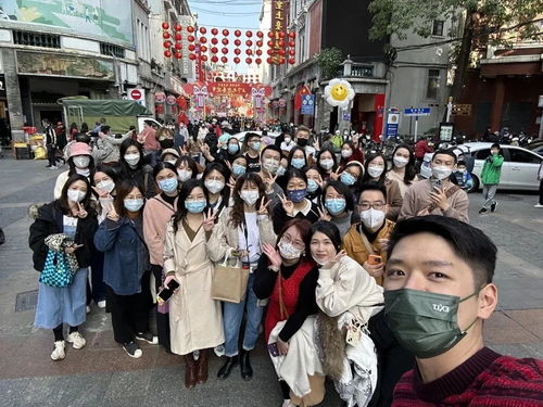 廣州還能這樣玩兒！這群年輕人解鎖“一種很新的旅游”，街坊表示 快樂加倍